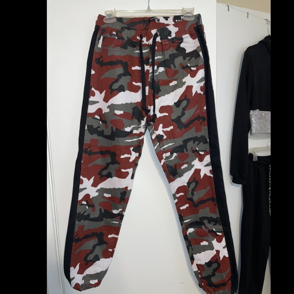 fashion nova camouflage joggers